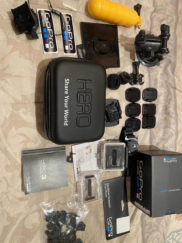 Imagen 3 de 4 de Cámara Gopro Hero 3 Con Accesorios