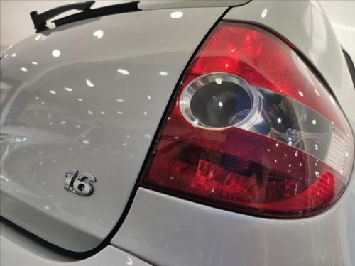 Volkswagen Fox 1.6 Mi 8v