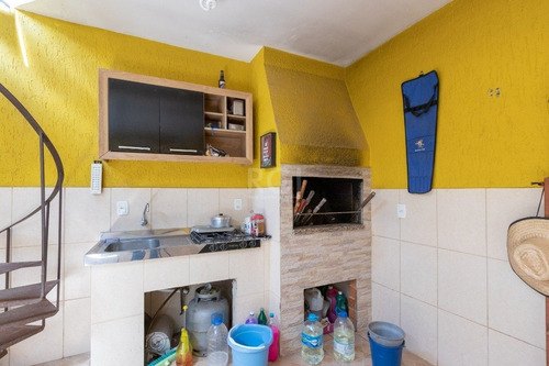 Casa Em Hípica Com 2 Dormitórios - Lu432463
