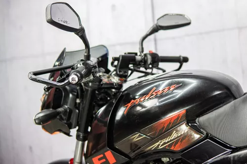 Bajaj Pulsar 180 Neon 2022