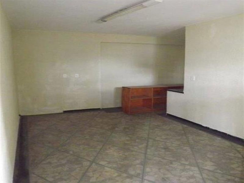 Imagem 24 de 26 de Galpão Com 1.750 M² De Área Construída. - 14303