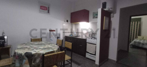 Departamento En Venta De 1 Dormitorio Cerca Del Mar San Clemente