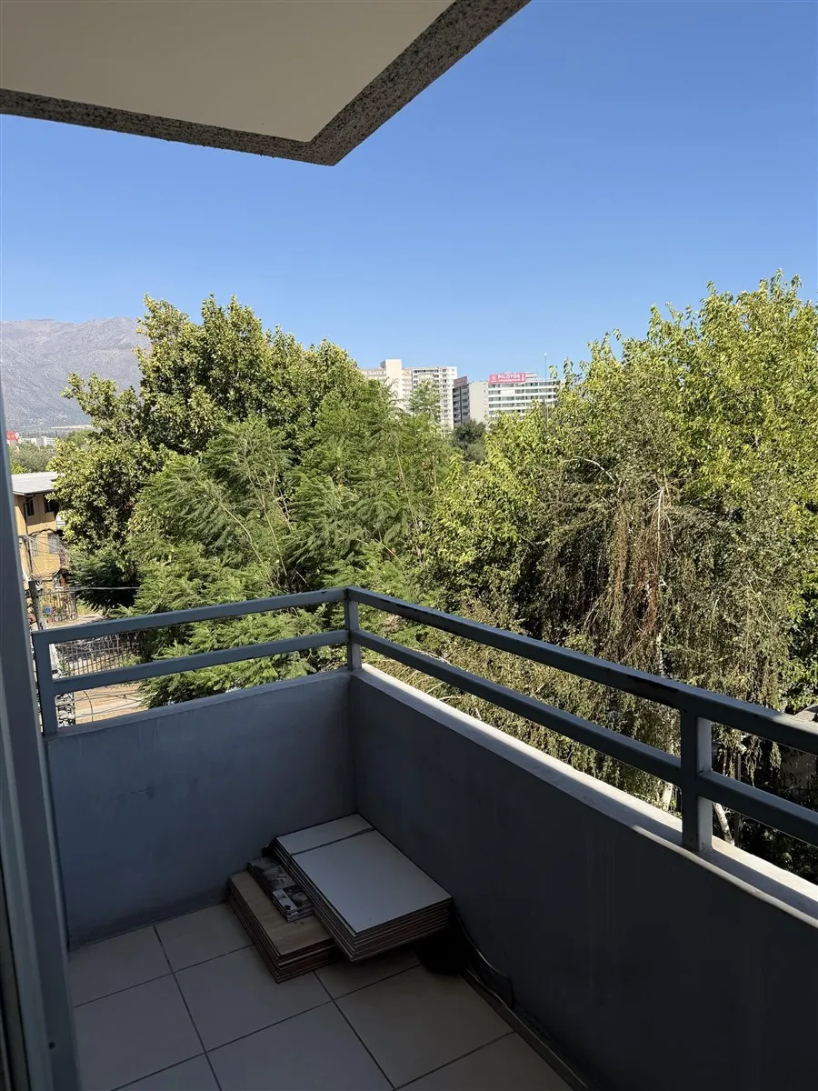 Imagen 2 de 17 de Departamento En Venta De 3 Dorm. En Macul
