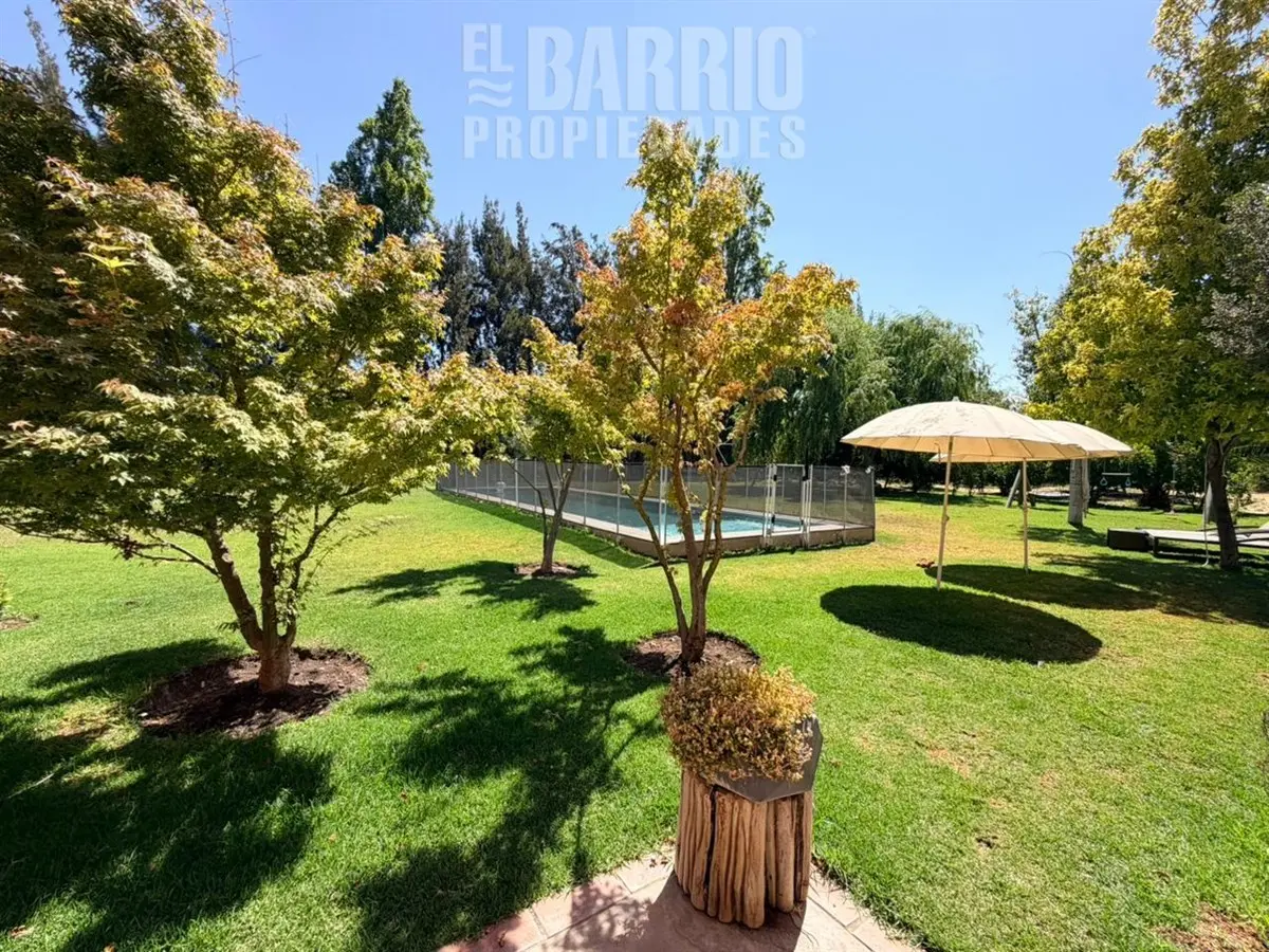 Imagen 2 de 24 de Casa En Venta De 3 Dorm. En Chicureo