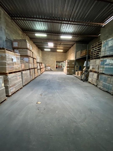 Local Comercial En Venta - Urb. Santa Monica