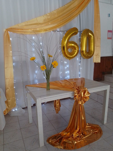 Imagen 4 de 10 de Salón Para 80 Personas Con Patio Y Parrillero