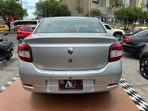 Renault Logan INTENS 1.6 AT