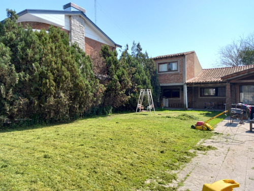 Casa 4 Ambientes En Burzaco Barrio Corimayo Sobre Lote Propio