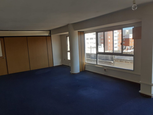 Imagen 24 de 27 de Venta Parking Y Oficinas Con Renta En Ciudad Vieja