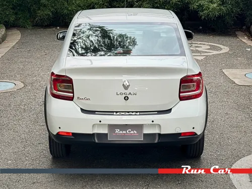 Renault Logan 1.6 Privilege / Intens