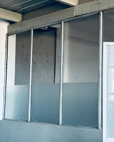 Imagen 14 de 24 de Importante Galpón De 610 M2 Cub, En Venta En Ituzaingó