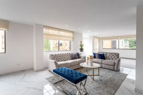 Apartamento En Venta En Los Naranjos. Cod V14809