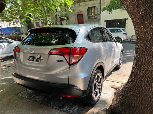 Imagen 10 de 16 de Honda Hr-v 2016 1.8 Lx 2wd Cvt