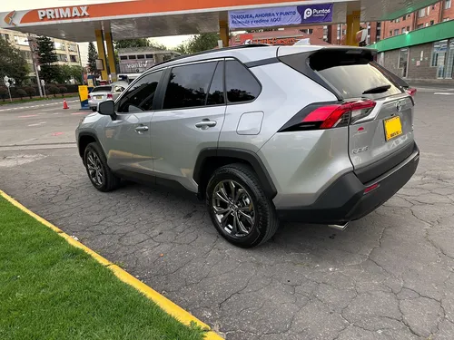Toyota RAV4 2.5 Xle Hev 4X4 Cvt