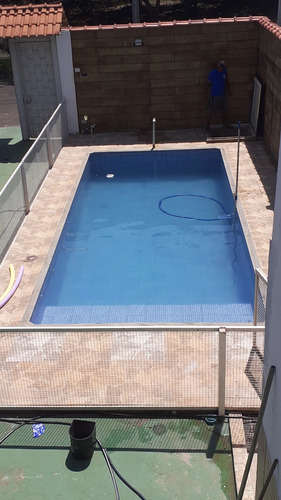 Comercial Piscina 