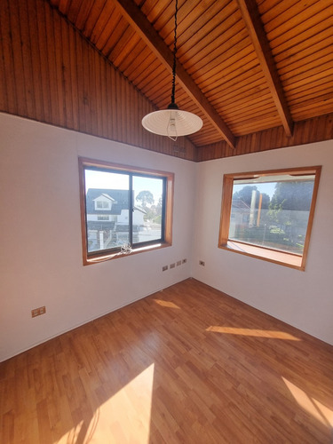 Casa Familiar 291 M2 En 512 M2 Terreno Bosques De Montemar