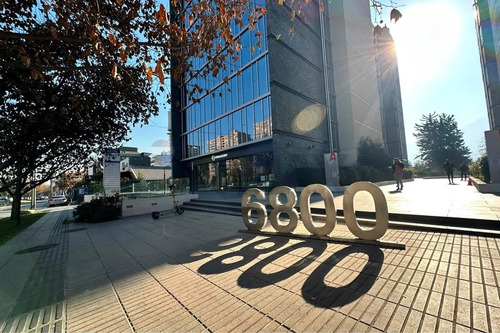 Oficina En Kennedy 6800: Ubicación Privilegiada