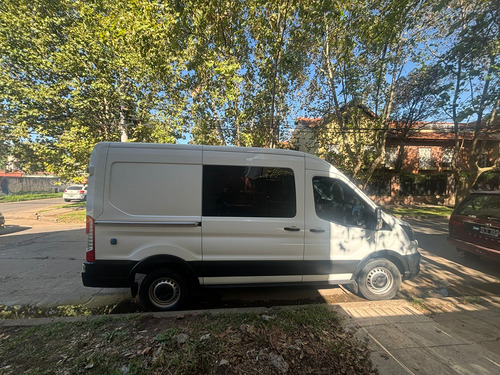 Ford Transit 2.2 Furgon Mediano 350m