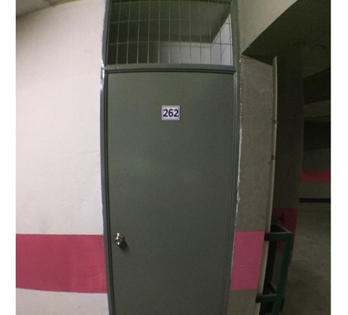 Imagen 3 de 9 de Arriendo Bodega De 14 Mtrs Cuadrados/ Mas Estacionamiento