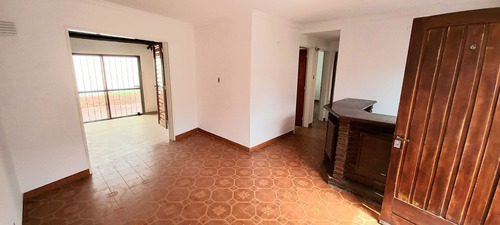Imagen 1 de 20 de Venta Ph 3 Ambientes Saenz Peña Patio Propio