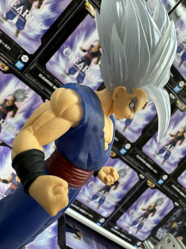 Figura de Gohan Vegito em Dragon Ball Cell Goku Vegeta Trunks
