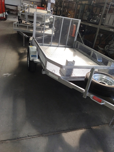 Trailers Y Casillas Mac Trail