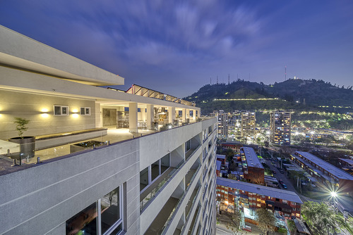 Edificio Av. Recoleta (1 Est. 1 Bod.) Vista Nororiente Piso