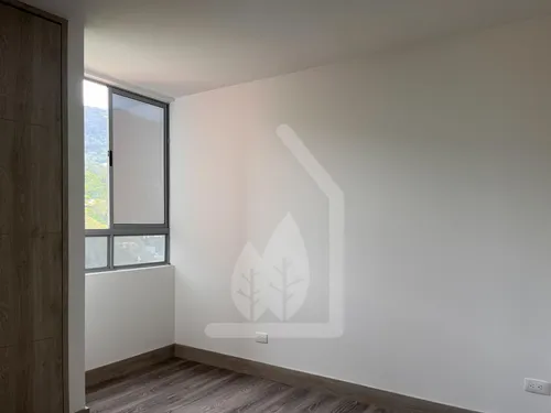 En Venta Apartamento Sector Loma De Los Mesa Envigado Piso Alto