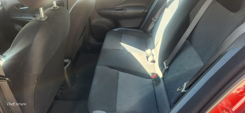 Nissan Versa 1.6 Advance Mt