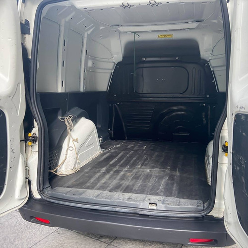Imagem 8 de 15 de Fiat Fiorino 1.4 Mpi Furgão Hard Working 8v Flex 2p Manual
