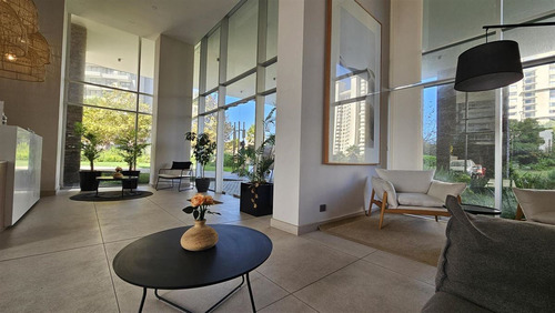 Arriendo Amplio Y Hermoso Departamento Estilo Mariposa