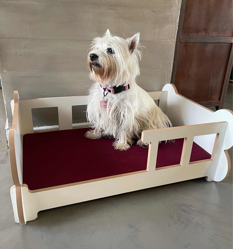 Imagen 3 de 7 de Cama Cucha Perros De Madera Huesito