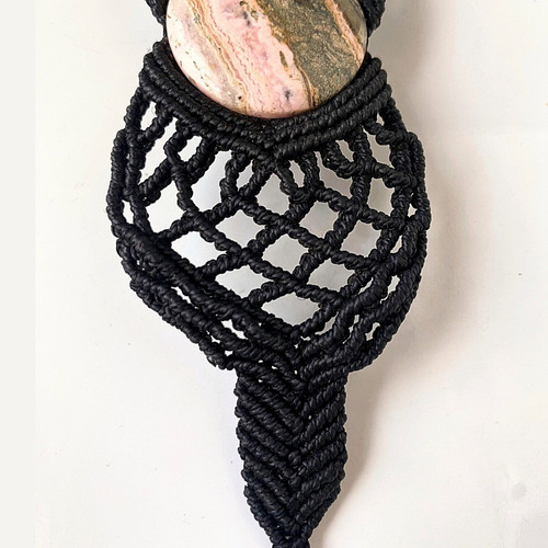 Imagen 4 de 7 de Brazalete En Macramé Con Rodocrosita + Pirita 100% Natural