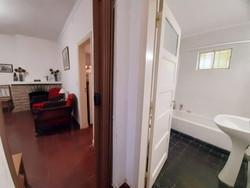 Venta Casa 4 Ambientes Y Amplio Parque Copacabana