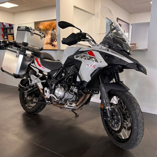 Imagen 11 de 18 de Benelli Trk 502 X Usada Impecable