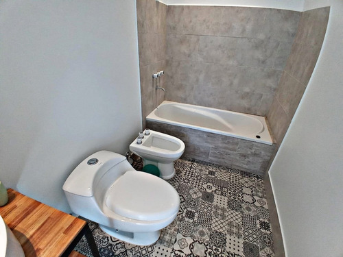 Imagen 14 de 18 de Departamento Ph De 2 Ambientes Con Balcón Terraza En Villa Primera