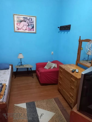 Casa En Venta 6 Dormitorios, 3 Baños, Barbacoa, Azotea Y Garaje-cádiz- La Blanqueada