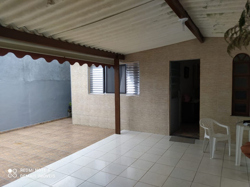 Imagem 3 de 17 de Casa Com 3 Dormitórios E Próxima De Comércios Em Itanhaém Litoral Sul De Sp