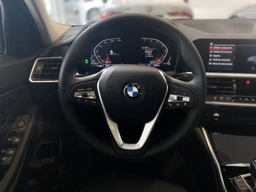 BMW Serie 3 2.0 320i Sedan Sportline