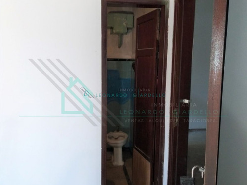 Imagen 3 de 14 de Carmelo - Casa En El Centro