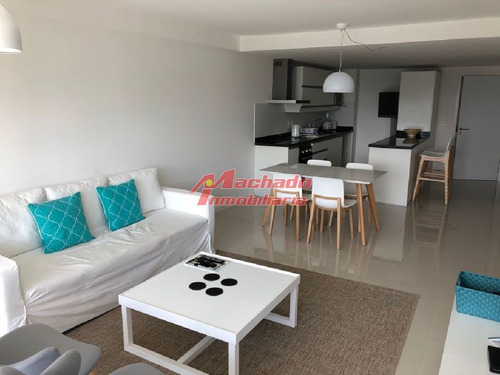 Imagen 2 de 20 de Venta De Apartamento De 2 Dormitorios En Punta Del Este