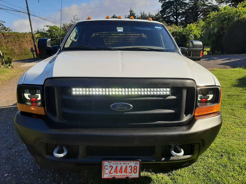Imagen 4 de 13 de Ford F350 Xl Súper Duty