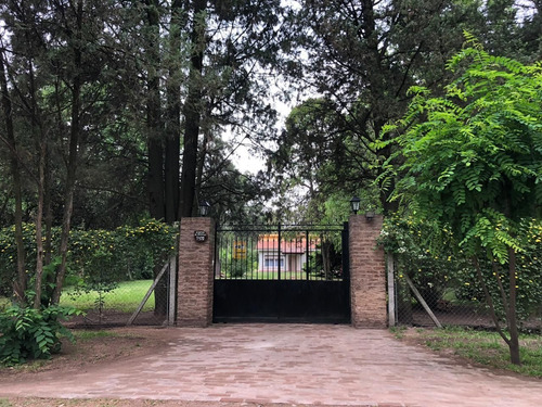 Imagen 6 de 30 de Venta, Casa Con Parque, Pileta, Quincho, P. Leloir Ituzaingo