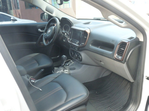 Imagem 7 de 12 de Fiat / Toro 2.0 Tdi Volcano 4wd Aut + Único Dono
