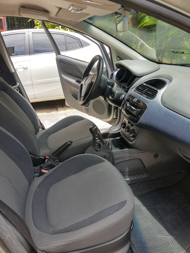 Fiat Punto 2013 1.4 Attractive Flex 5p