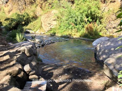 Con Playa Y Orilla Rio En Santuario Naturaleza En Arrayan