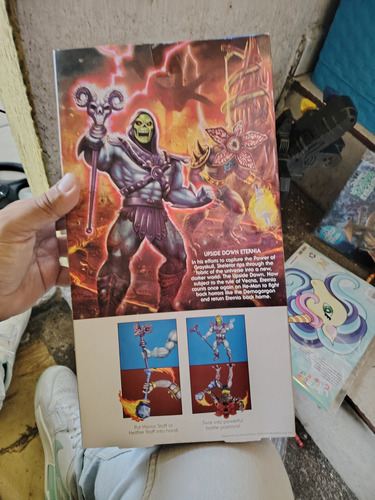 Master Of The Universe Stranger Things Demogorgon & Skeletor (Usado)