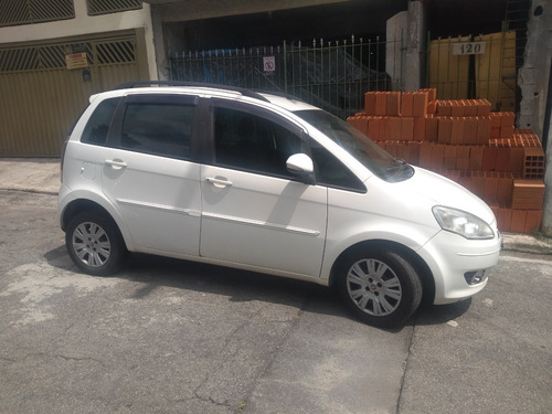 Fiat Idea Attractive 1.4 Flex 8v Ano 2012