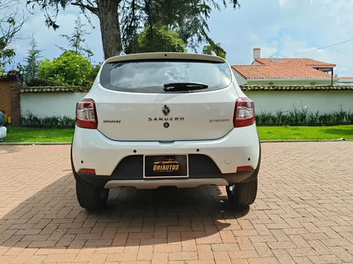 Renault Sandero Stepway 1.6cc Mt 2019
