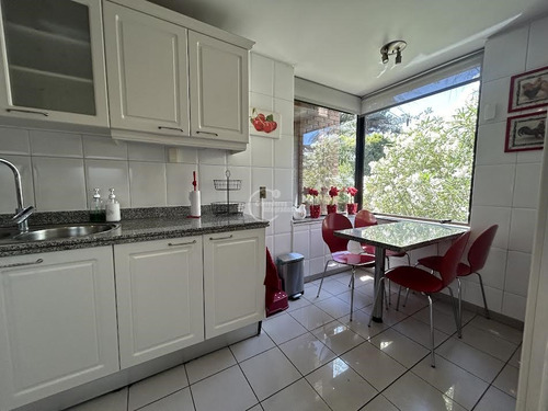 Departamento En Venta De 4 Dorm. En Lo Barnechea